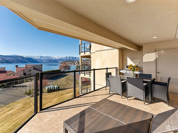 3rd image of 100 Lk Chelan Shores Drive #19-5