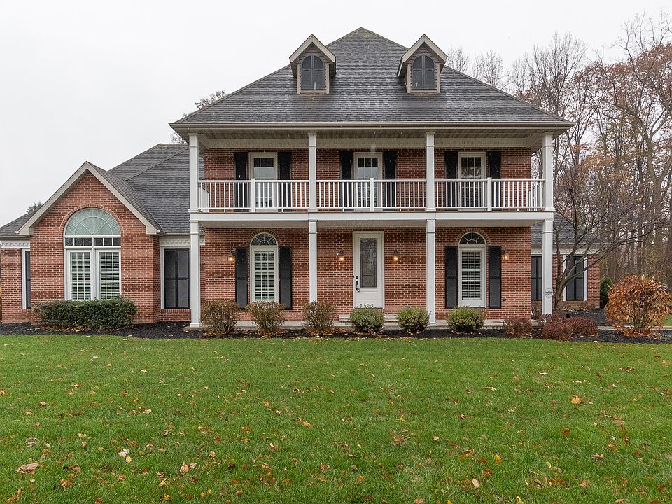 1st image of 274 River Run Dr