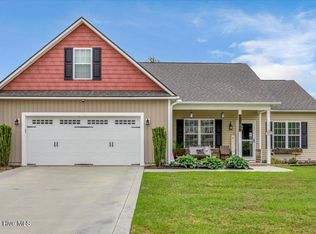 121 Buckhaven Drive, Richlands, NC 28574