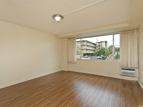 5th image of 2888 Ala Ilima St APT 609