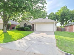 3015 Scenic Glen Dr, Mansfield, TX 76063