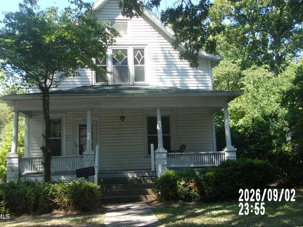 619 Woodlawn St, Mexico, MO 65265