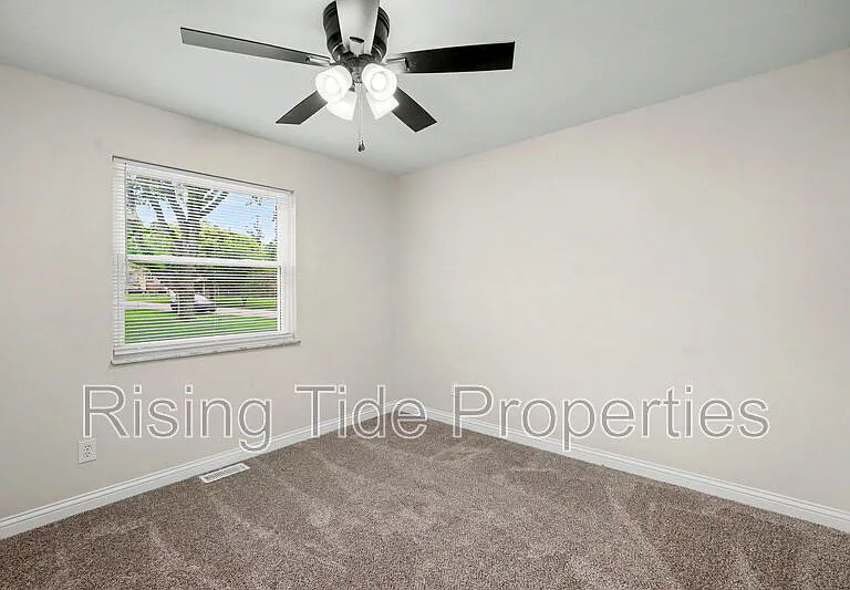 2569 Richmar Dr — Photo 23