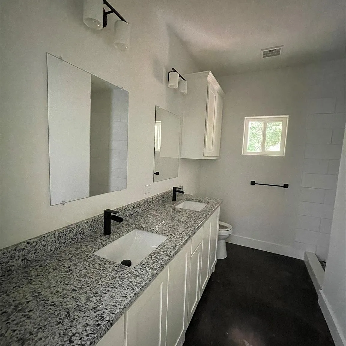 722 East Woodard Street, Denison 75021 — Photo 2