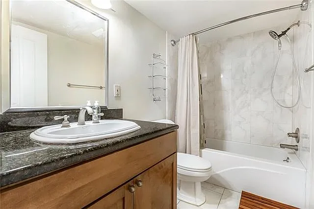 3915 Saint Charles Ave #407 — Photo 7