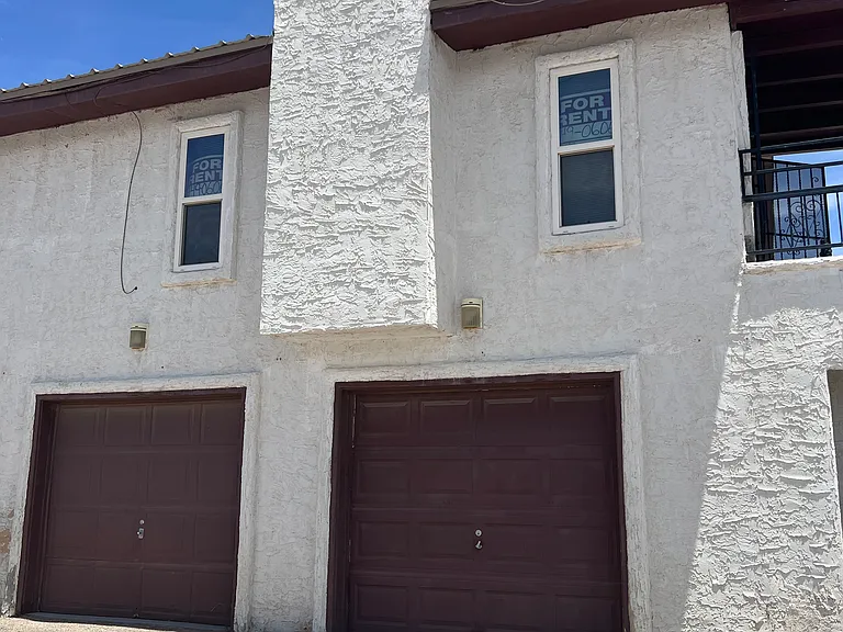 10609 Cuatro Vistas Dr #D — Photo 11