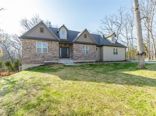 476 Fairway View Dr, Innsbrook, MO 63390