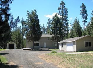 17051 Hermosa Rd, Bend, OR 97707