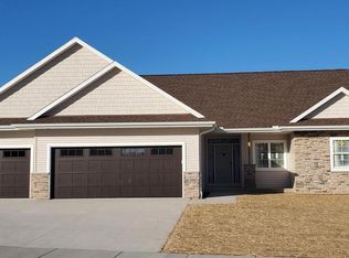 4401 Scottys Drive, Janesville, WI 53546