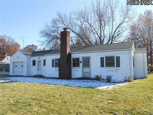 2nd image of 134 W Highland Ave
