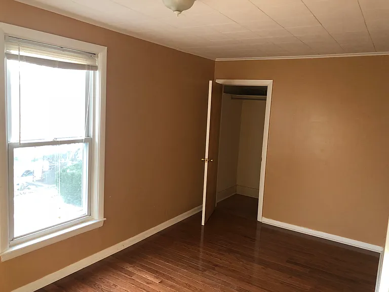 85 Glen St #4 — Photo 7