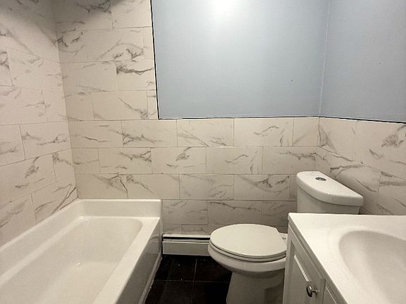 5th image of 267 Park Ave #3A