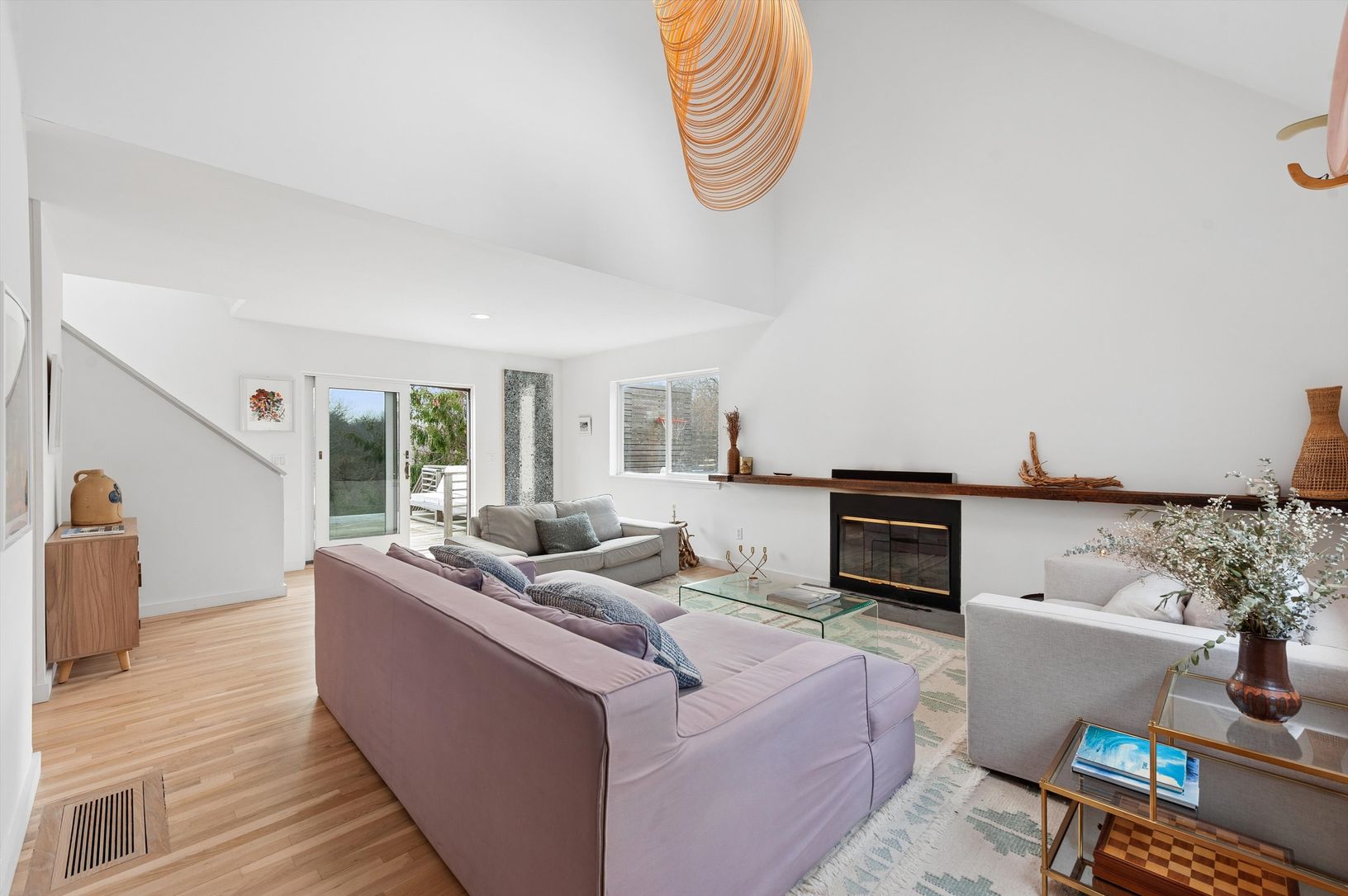  Living Room/Media Room