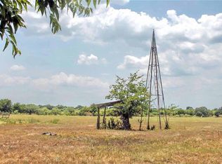 2980 Seawillow Rd, Lockhart, TX 78644