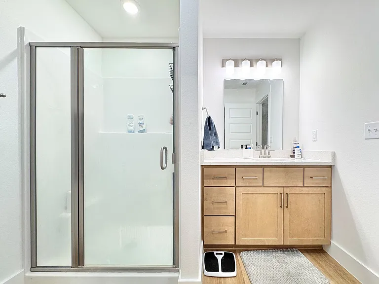 681 Kendra St — Photo 14
