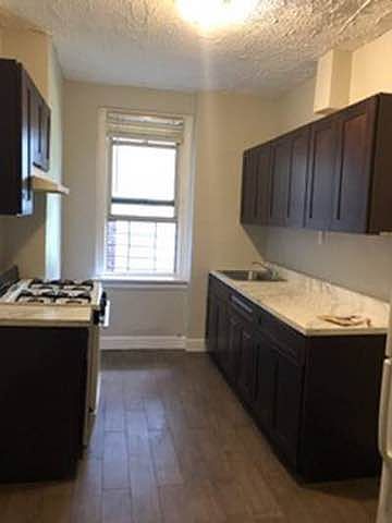 1st image of 426 E 22nd St APT 1I