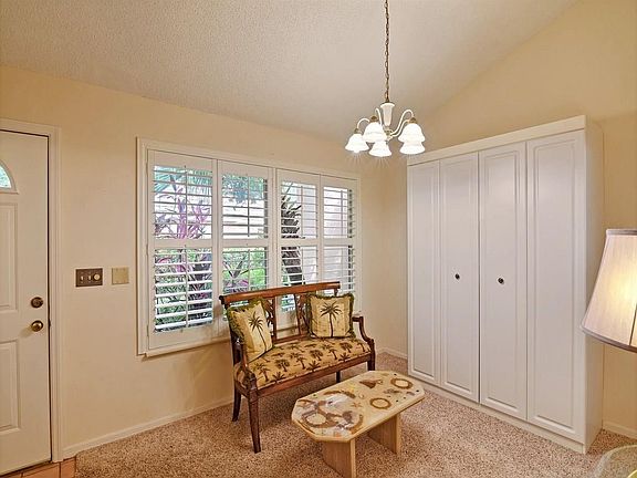 4th image of 1533 Coral Oak Ln