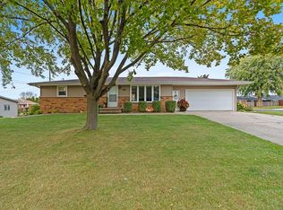 230 Ralph St, Luxemburg, WI 54217