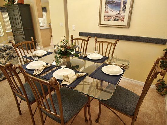 Homes Disney Vacation Dining Area