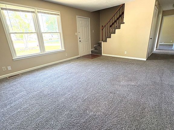 5th image of 404 Carter Rd