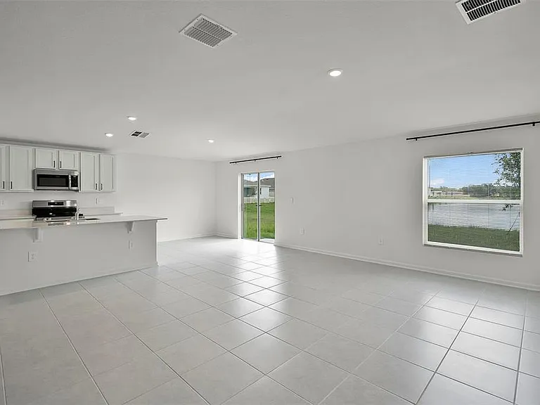 2711 Pioneer Trl — Photo 5