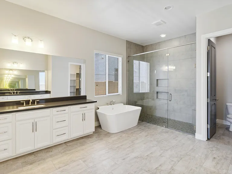 1432 E Cullumber St — Photo 11