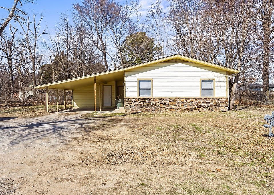 1st image of 5516 W Wedington Dr