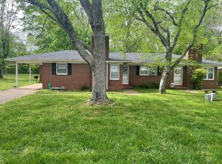 826 Meadow Ln, Russellville, KY 42276