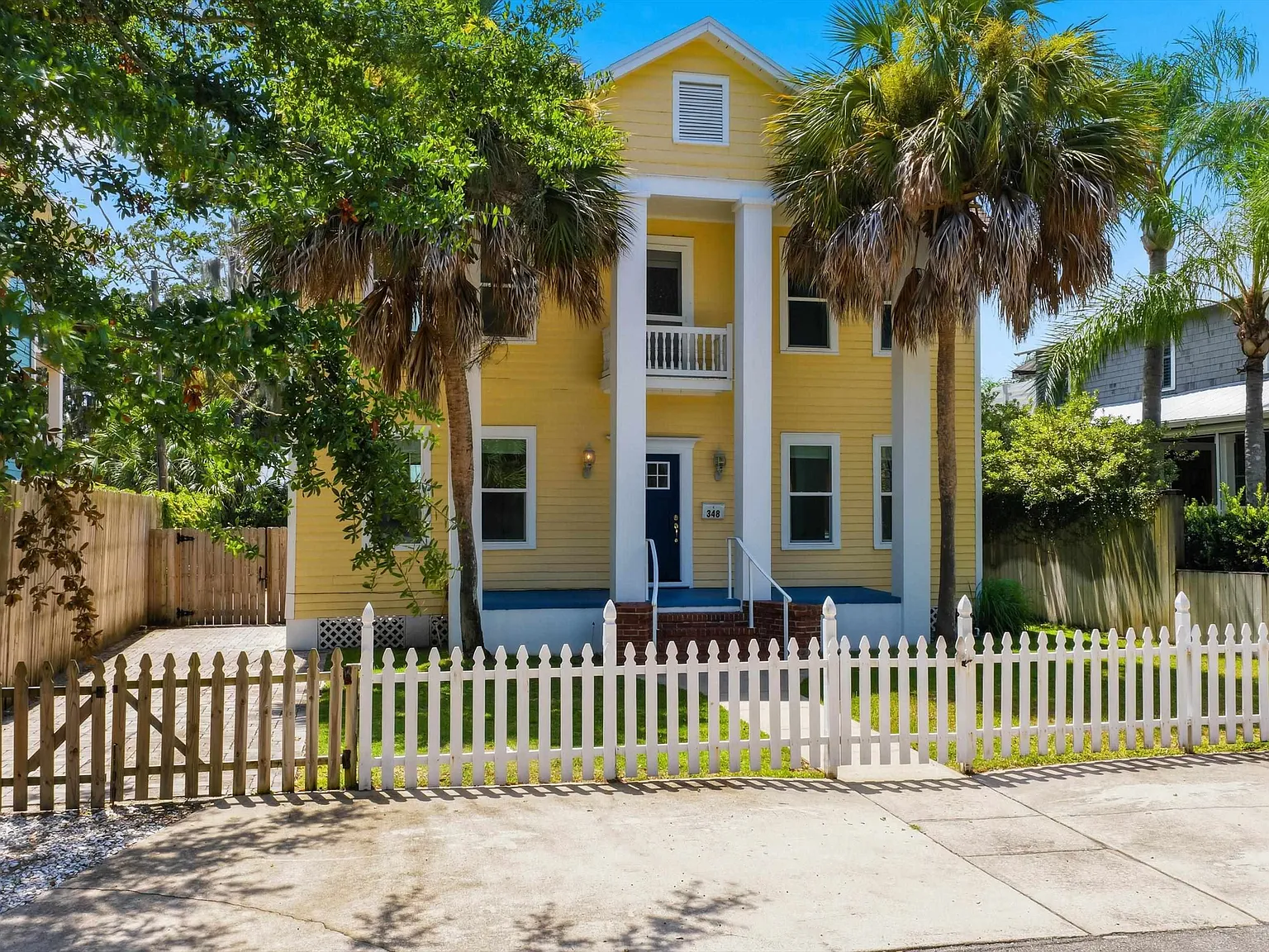 3 bed, 2379 sqft, $4,500 — Photo 2