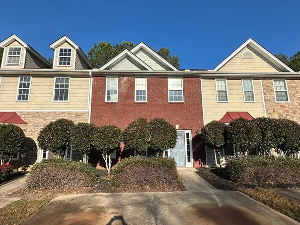 122 Crown Point Dr, Cornelia, GA