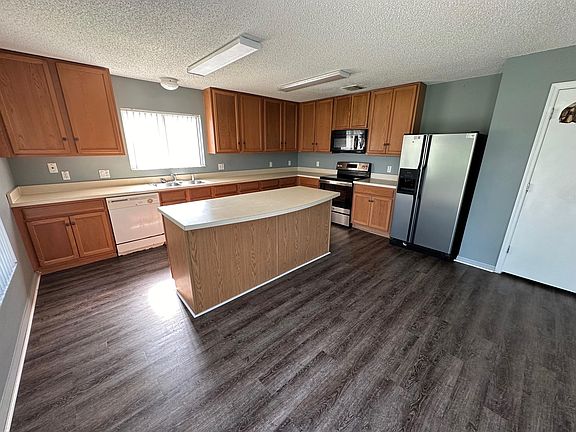 3rd image of 416 Janice Kay Pl