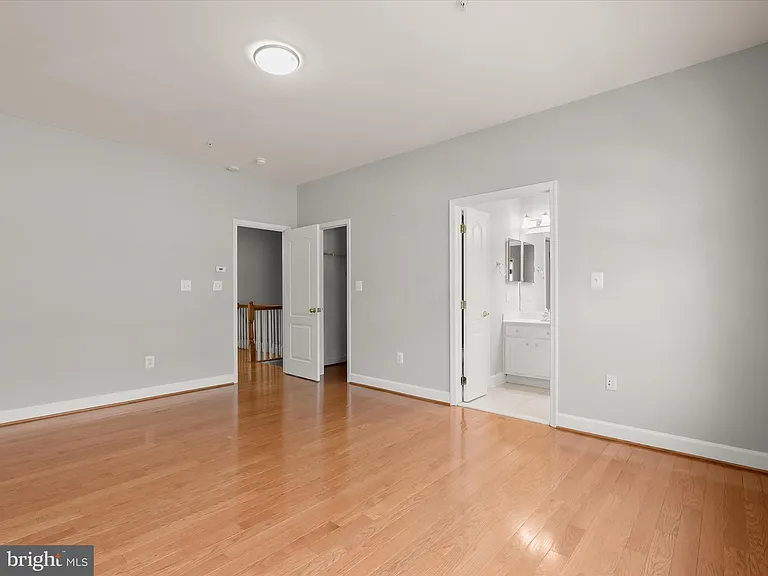 563 Pelican Ave — Photo 24