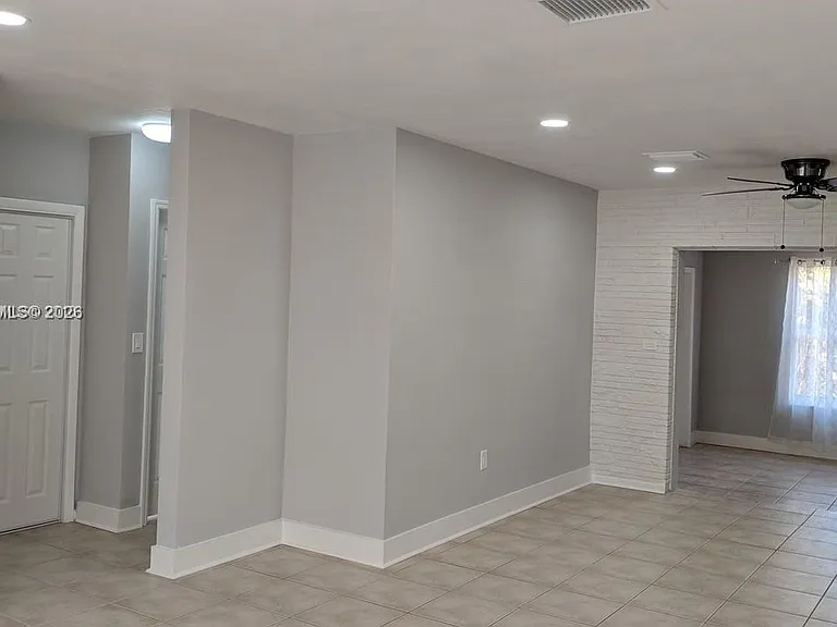 6461 Evans St — Photo 10
