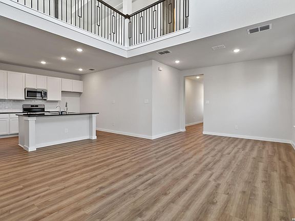 5th image of 8649 Merlin Cove