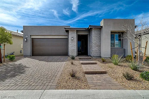 133 Southern Peach St Photo 1