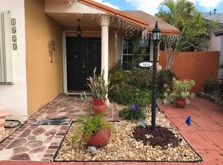 1623 SW 137th Ct, Miami, FL 33175