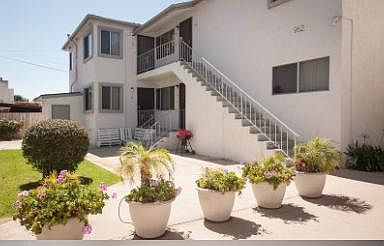 2nd image of 960 Wilbur Ave #960