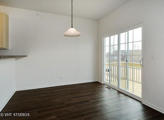 5th image of 1487 Manning Ave