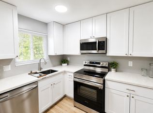 2568 Grove Way #A44F03820, Castro Valley, CA 94546