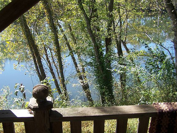 5th image of 1223 Jackson Hollow Rd