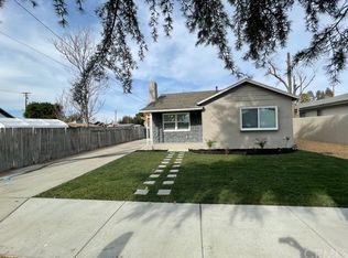 520 E Whittier Ave, Hemet, CA 92543