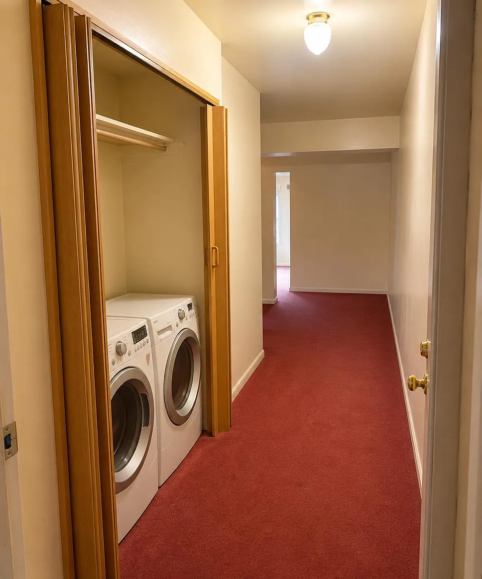 2 bed, 1282 sqft, $2,450 — Photo 1