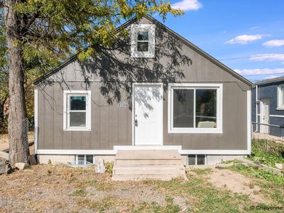 2012 E 12th St, Cheyenne, WY, 82001