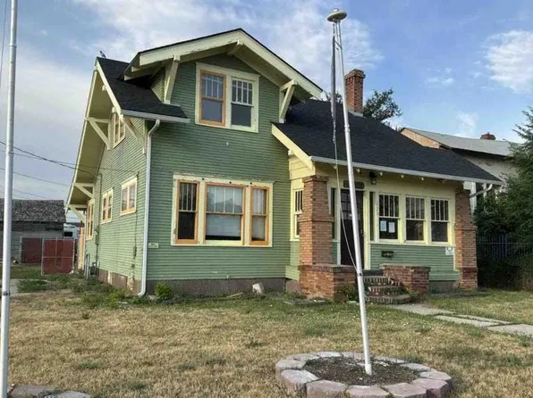 220 3rd St W, Hardin, MT 59034