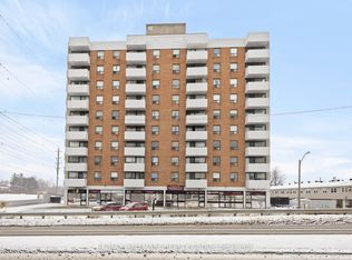 2019 Bank St #504, Ottawa, ON K1V0N1