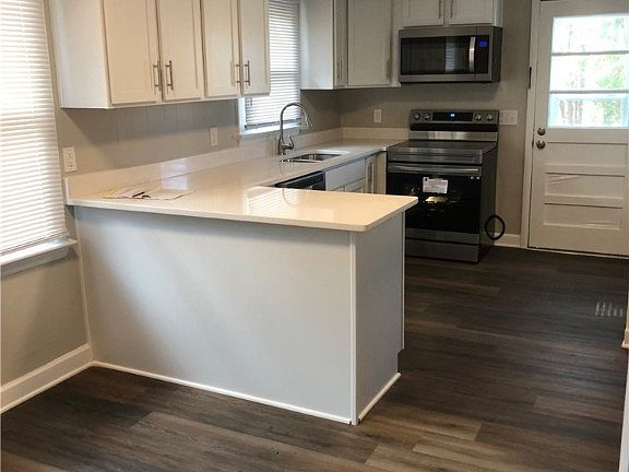 3rd image of 7514 Kings Hwy