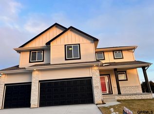 6515 S 199th Ave, Omaha, NE 68135