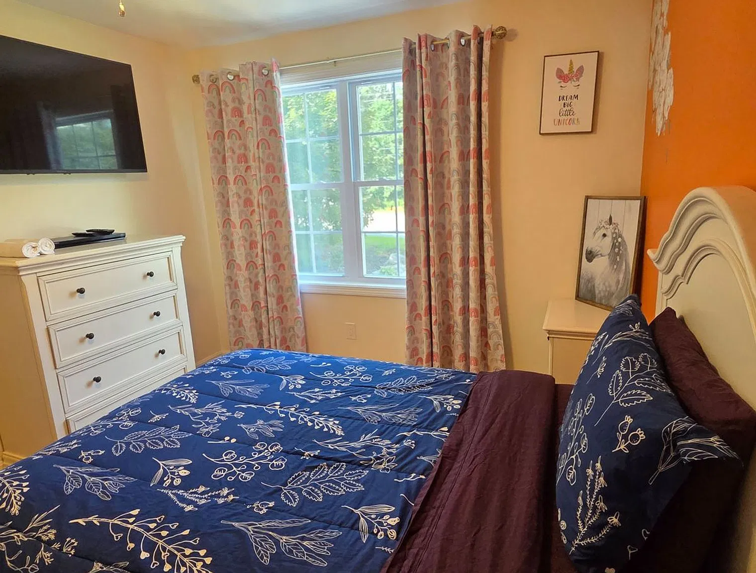 3 bed, 1.0 bath, $6,317 — Photo 4