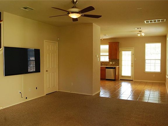 4th image of 16100 Great Oaks Dr #1202