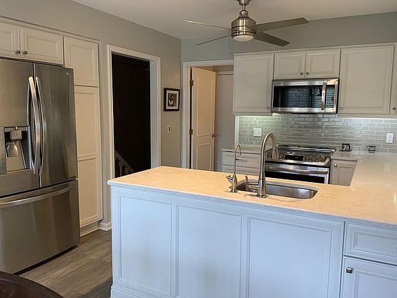 5th image of 4805 Pine Eagles Dr